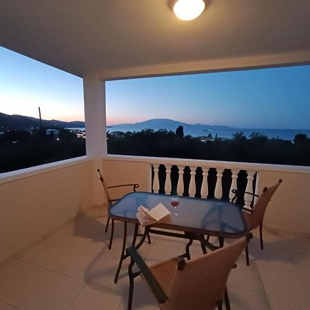 Pouliezos Koklanis Zante Apartments อาลีเกส ภายนอก รูปภาพ