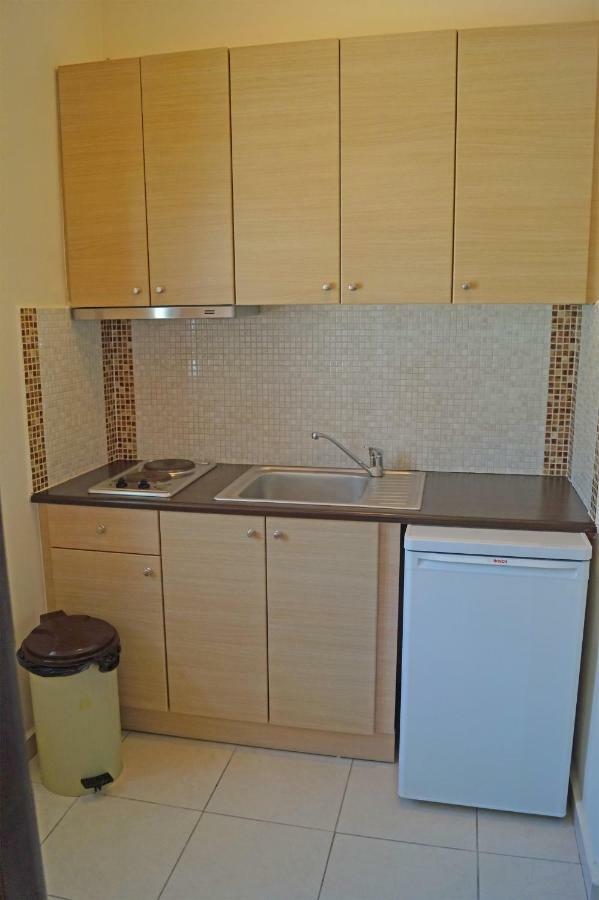 Pouliezos Koklanis Zante Apartments อาลีเกส ภายนอก รูปภาพ